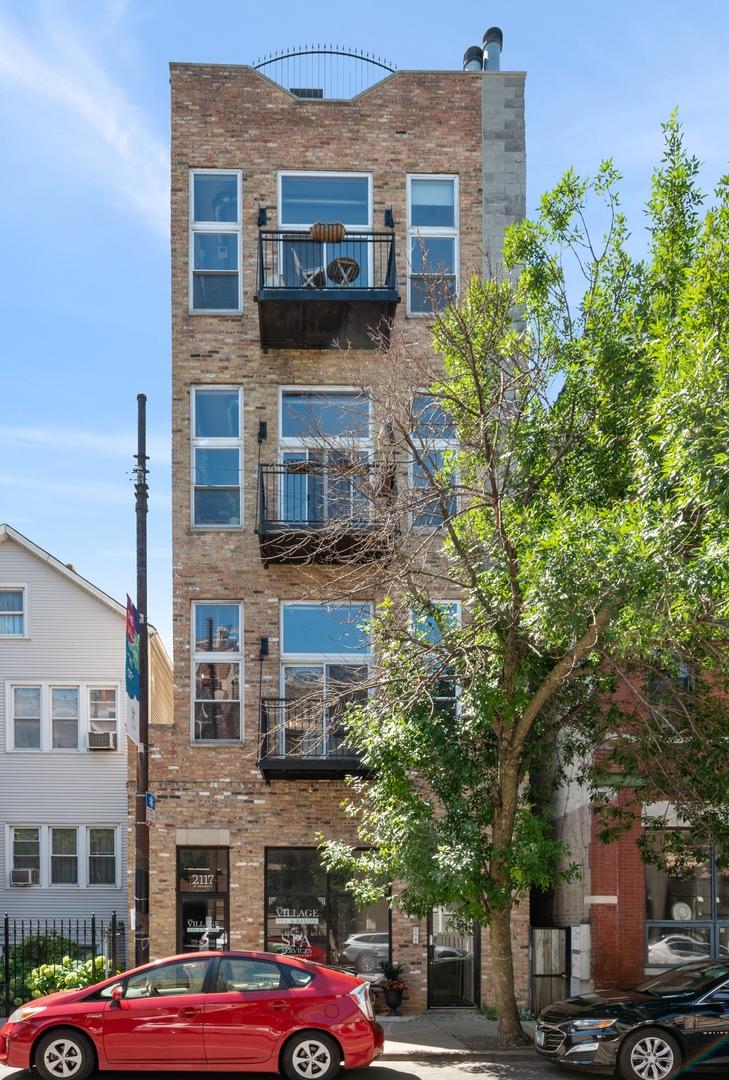 2117 W Belmont Ave. #2, Chicago, IL 60618