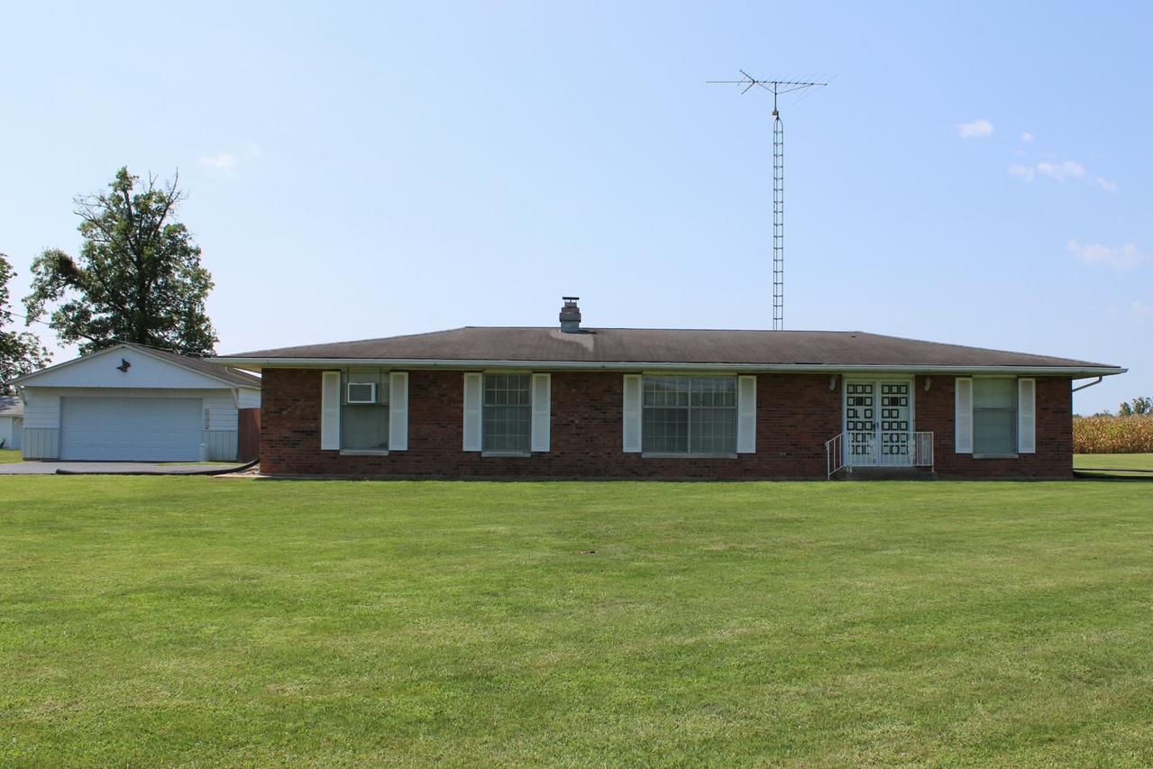 13997 N Tolle Ln., Mt Vernon, IL 62864