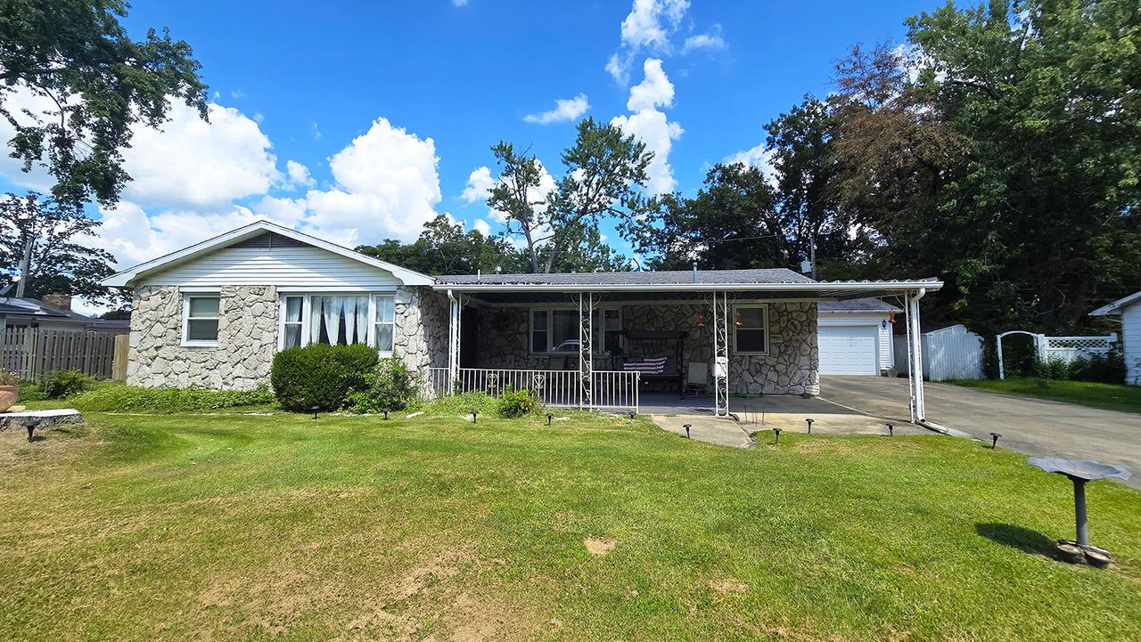 18 Bonanza Dr., Centralia, IL 62801