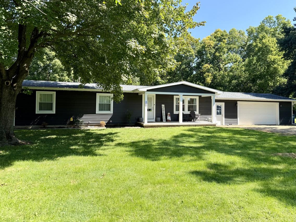 205 E Mulberry St., Hennepin, IL 61327
