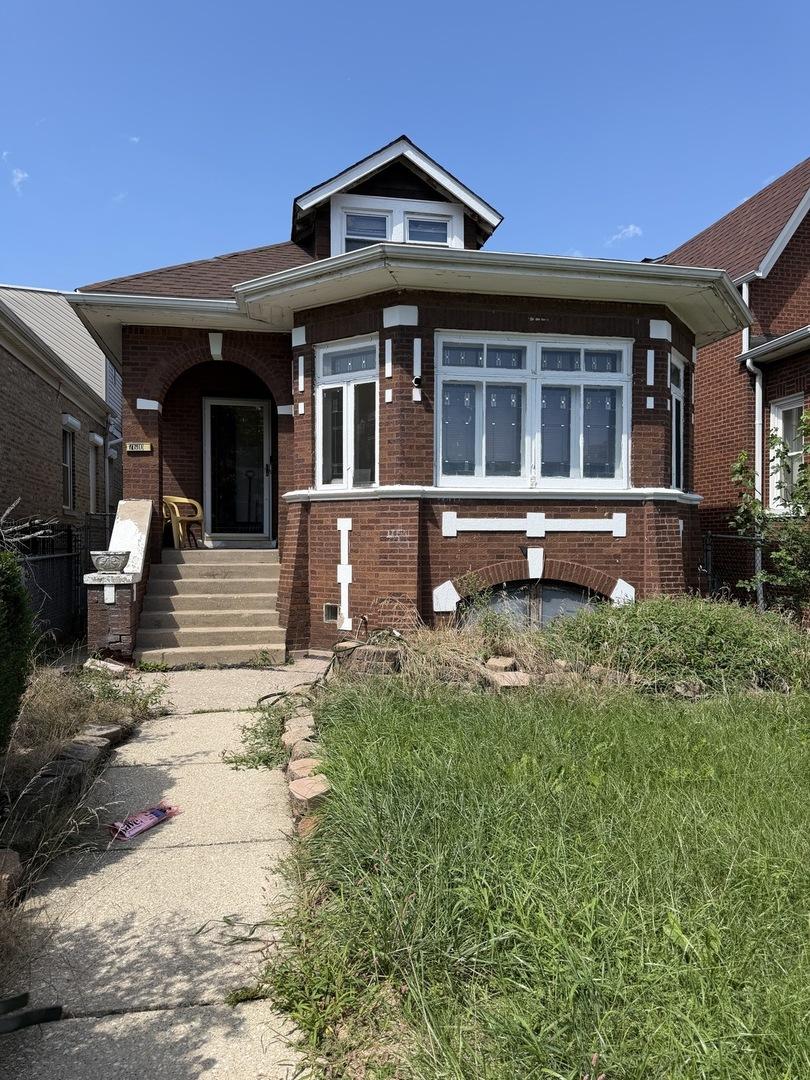7610 S Honore St., Chicago, IL 60620