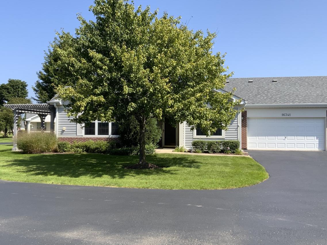 16341 Carver Lake Ct., Crest Hill, IL 60403