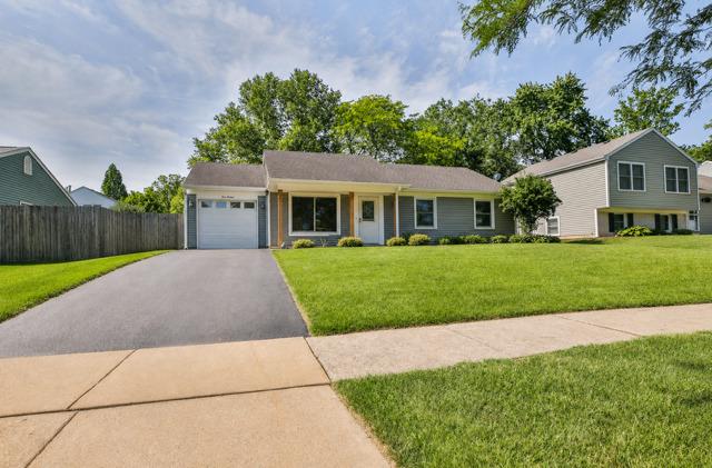 416 Livingston Dr., New Lenox, IL 60451