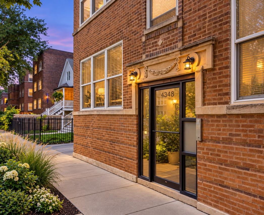 4348 N Sacramento Ave. #3, Chicago, IL 60618