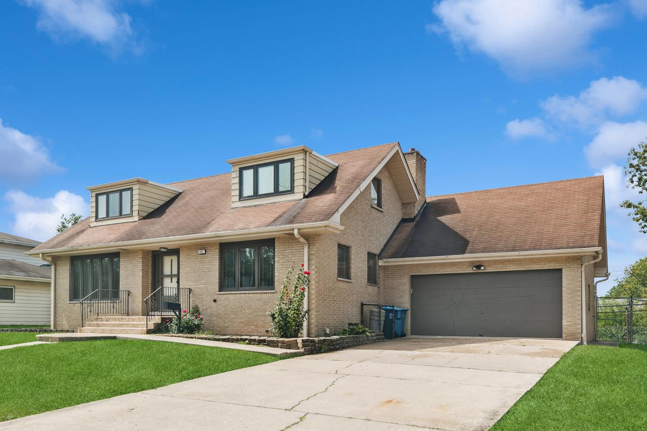 822 Bradoc St., Chicago Heights, IL 60411