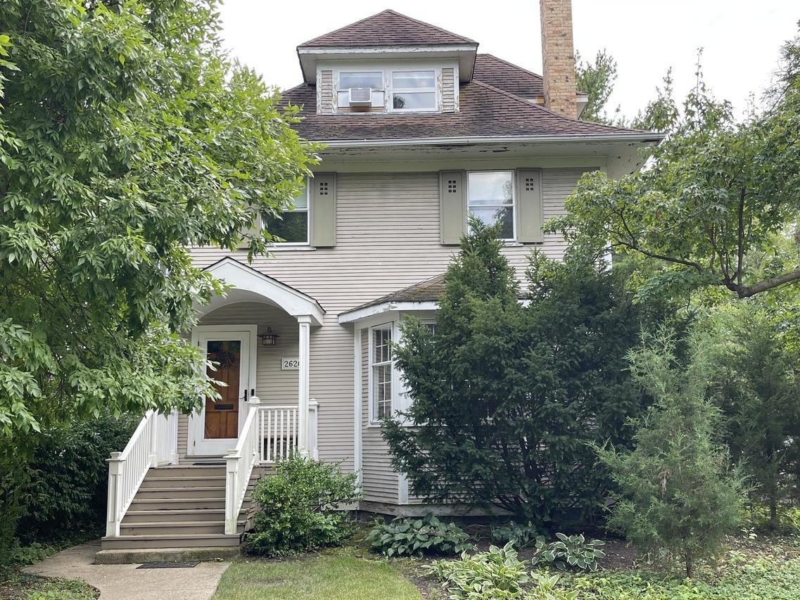 2626 Isabella St., Evanston, IL 60201