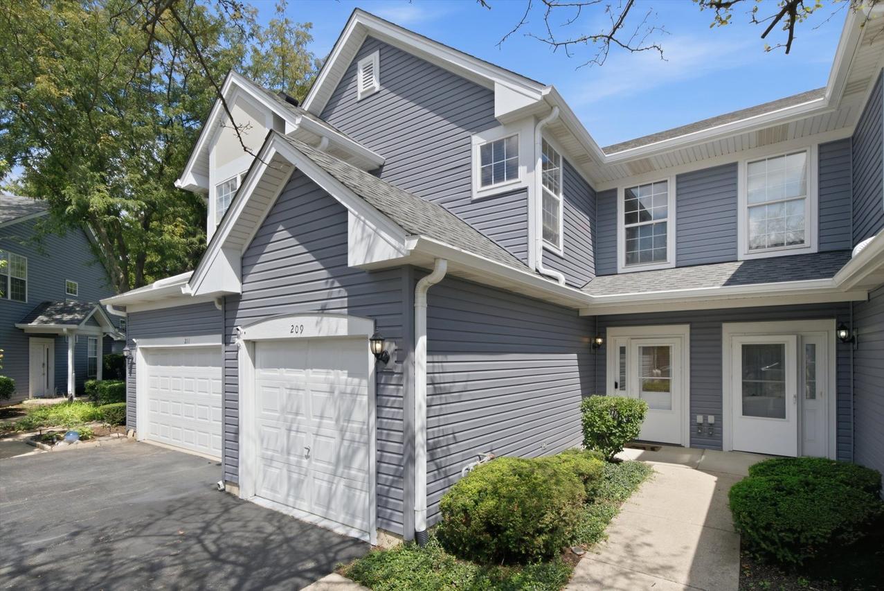 209 Oxford Ct., Oswego, IL 60543