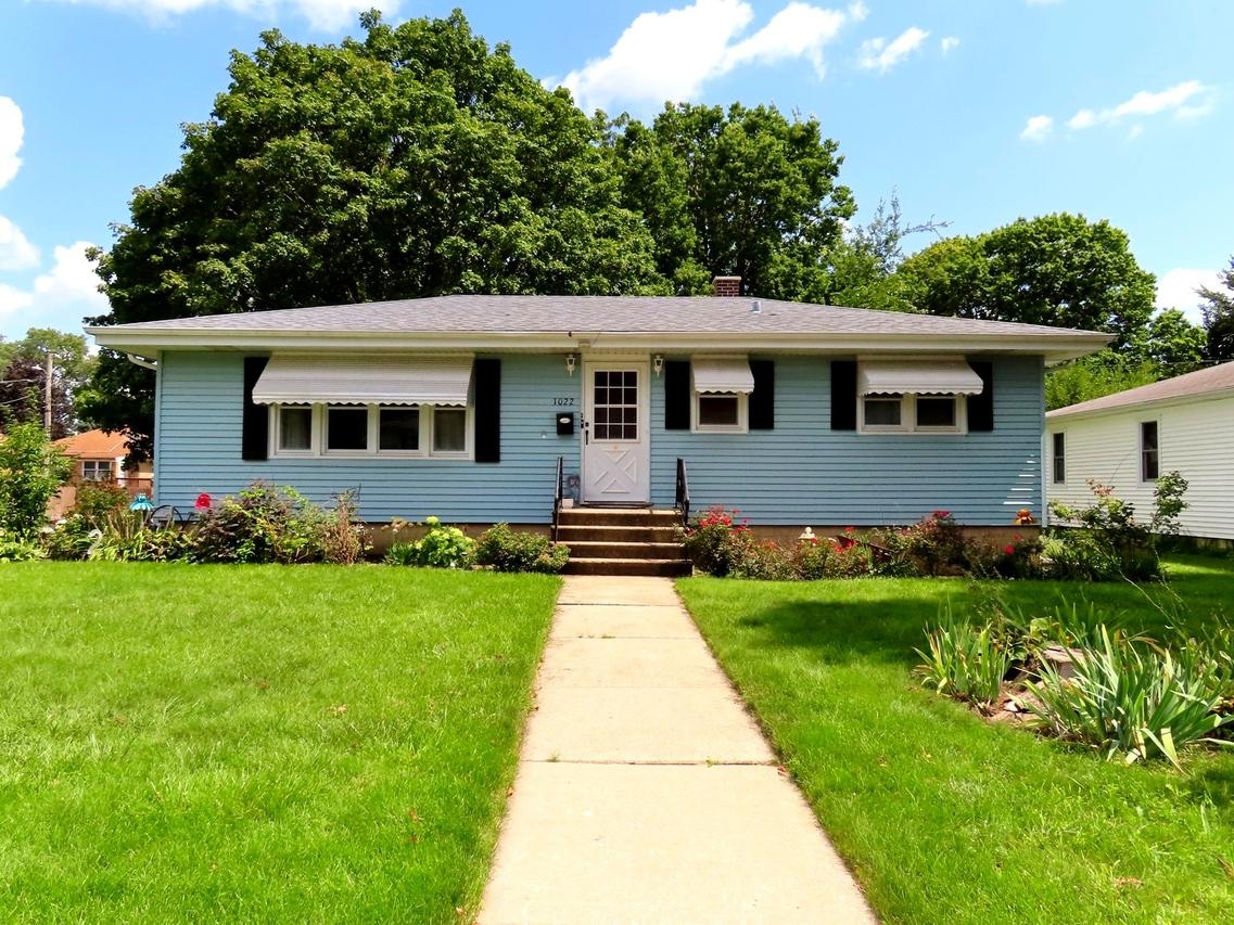 1022 Frederick St., Joliet, IL 60435