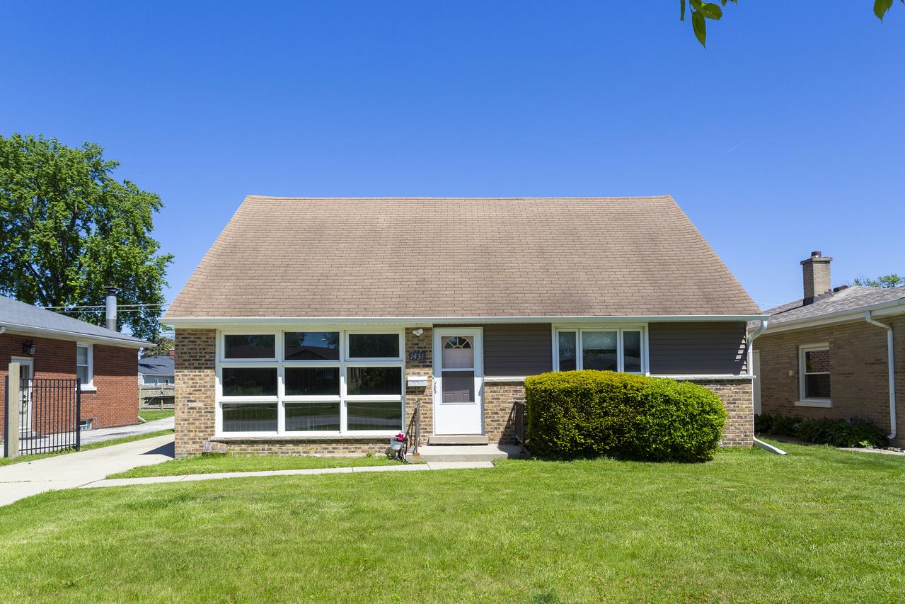 1431 Mandel Ave., Westchester, IL 60154