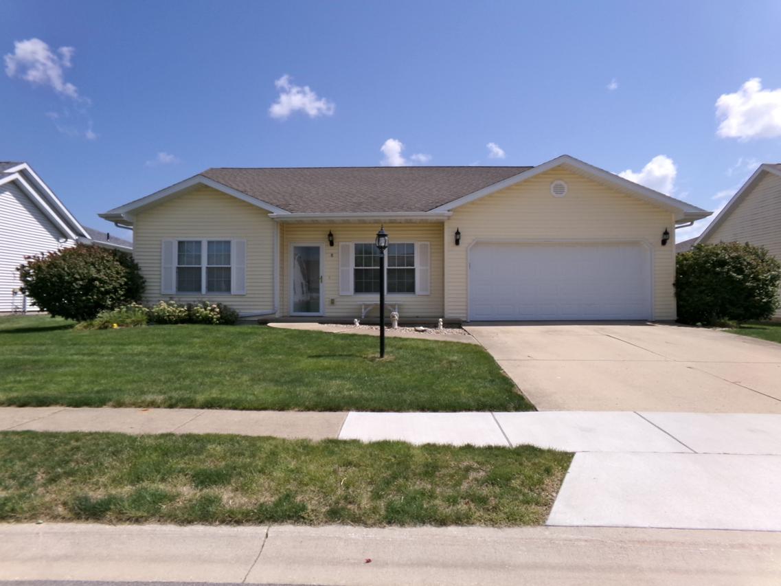 8 Liberty Ln., Clinton, IL 61727