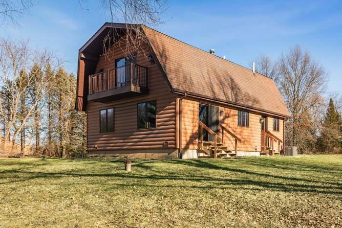 9510 Martin Dr., Spring Grove, IL 60081