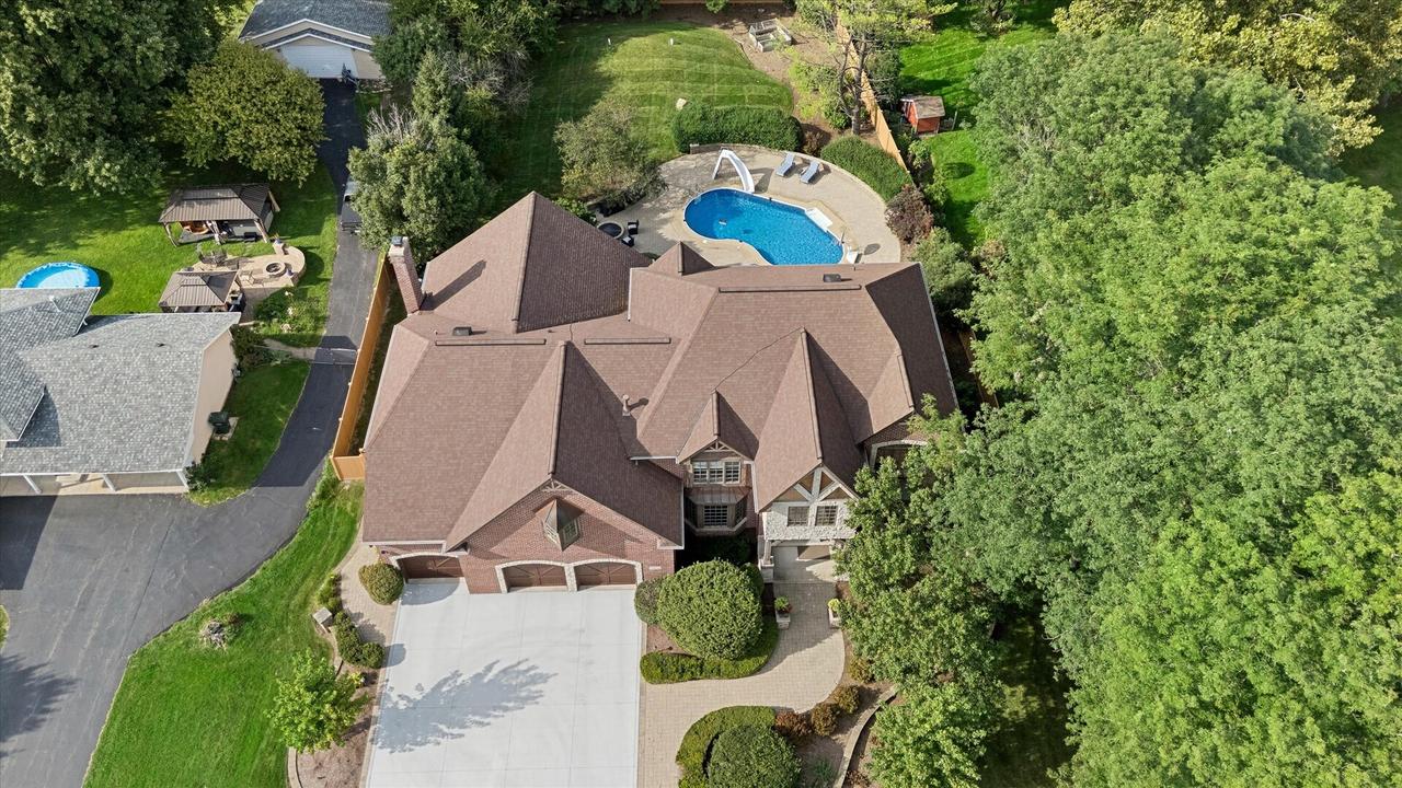 29W280 Hartman Dr., Naperville, IL 60564