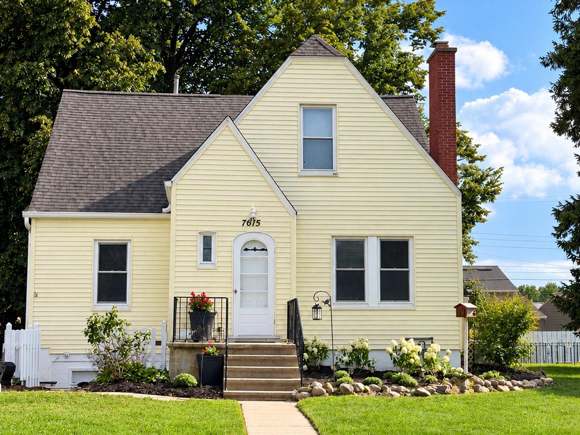 7615 South Dr., Wonder Lake, IL 60097