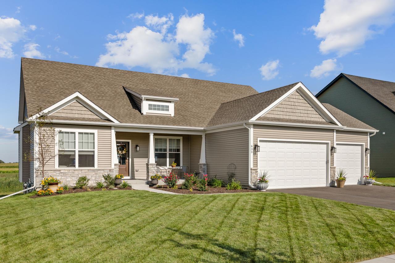 633 Houtz Cir., Elburn, IL 60119