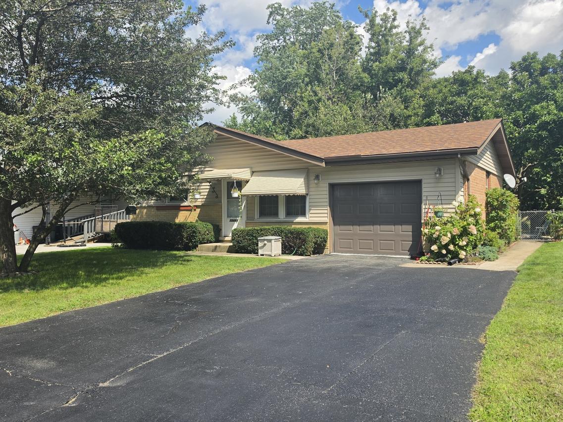 15481 Lawndale Ave., Markham, IL 60428