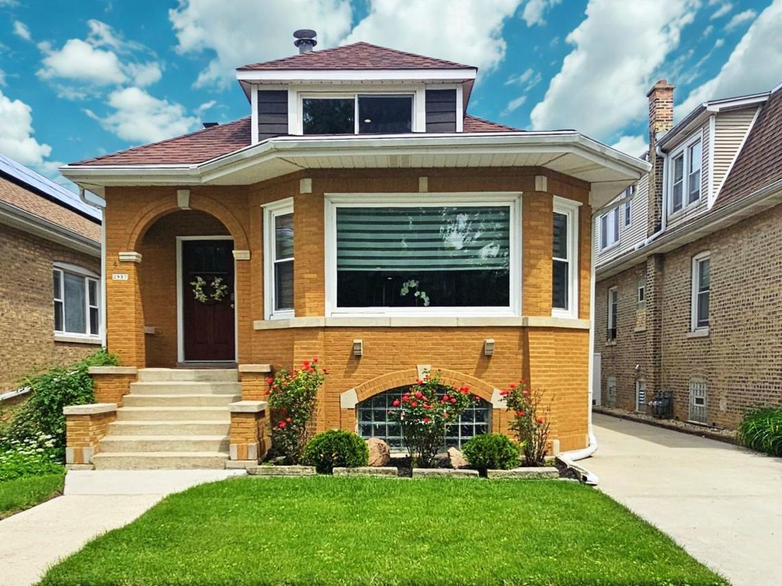 2937 N 74th Ct., Elmwood Park, IL 60707