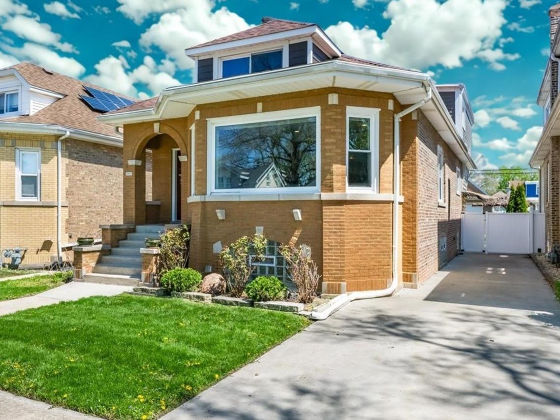 2937 N 74th Ct., Elmwood Park, IL 60707