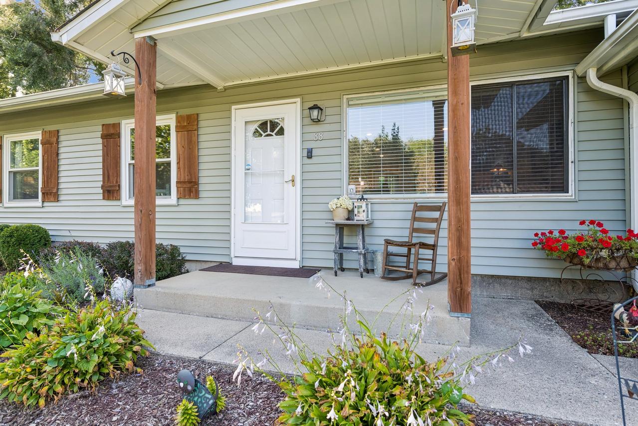 88 S Seebert St., Cary, IL 60013