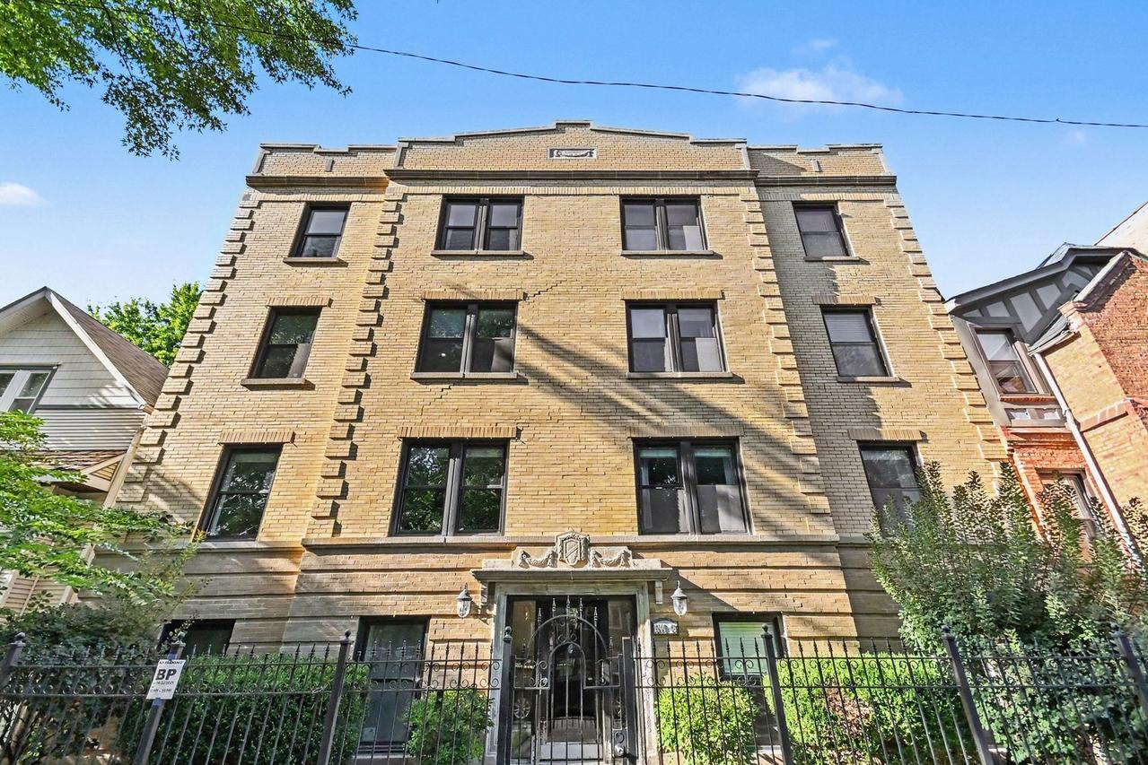 1746 W Henderson St. #1, Chicago, IL 60657