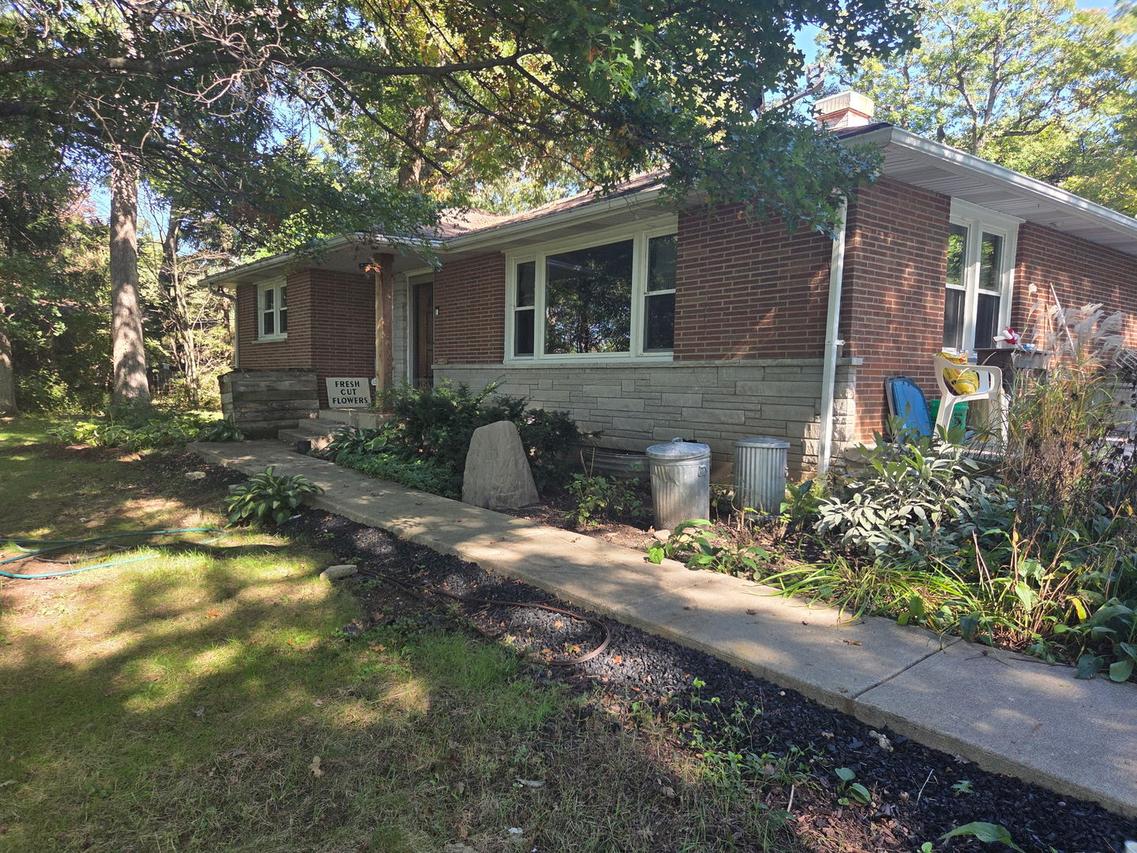 9N277 Corron Rd., Elgin, IL 60124