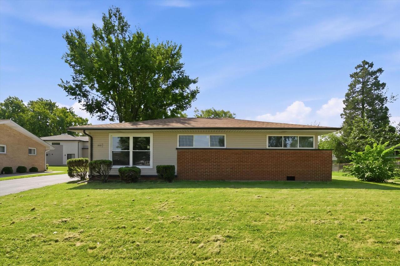 3001 N Sherwood Ave., Markham, IL 60428