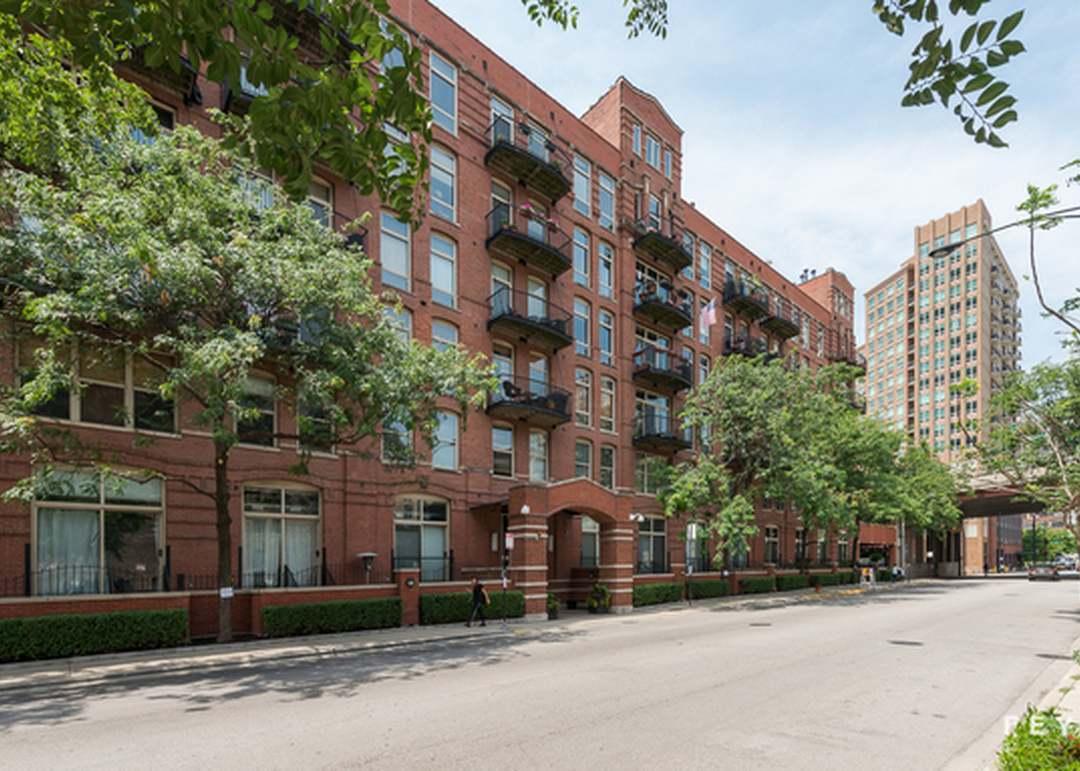 [Address Hidden by Seller], Chicago, IL 60654
