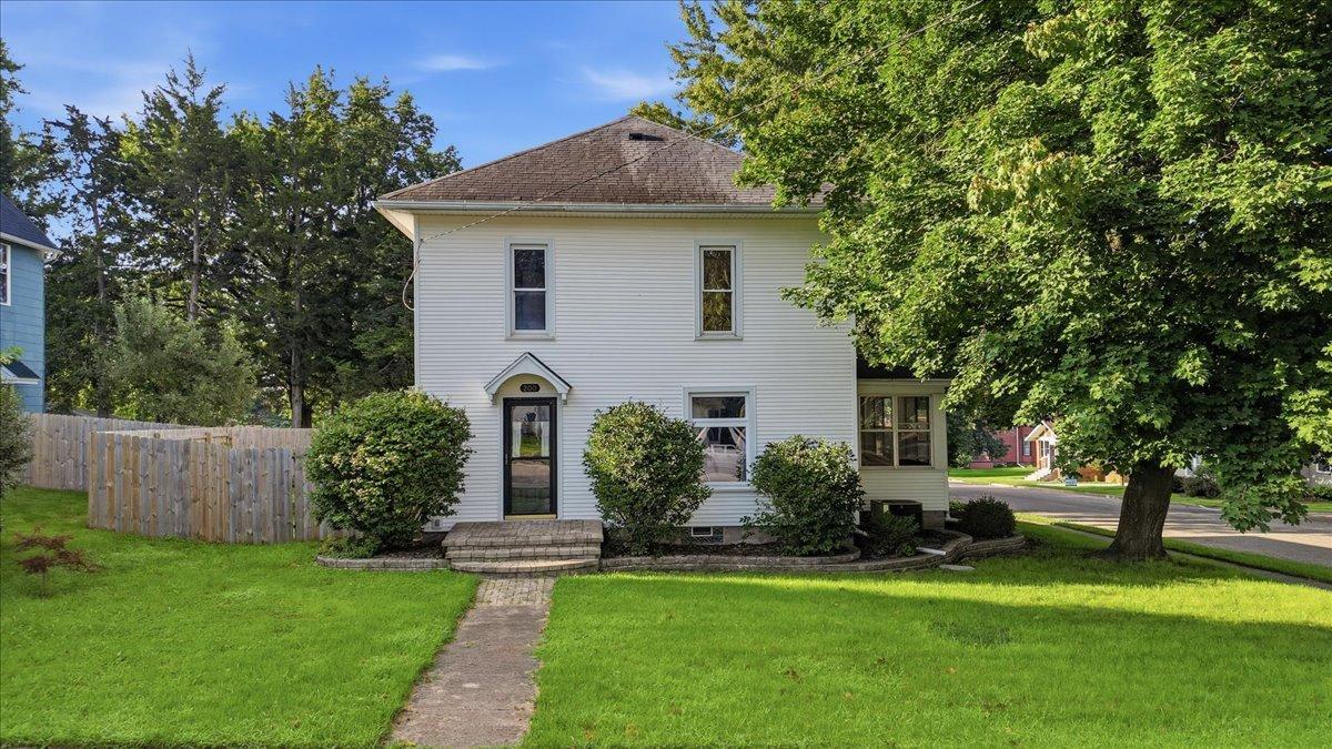 200 E North St., Walnut, IL 61376