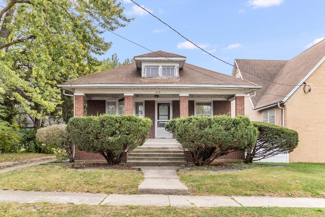 1218 Brown Ave., Joliet, IL 60432