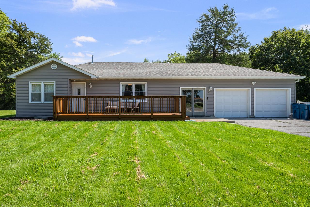508 5th Ave., Sherrard, IL 61281