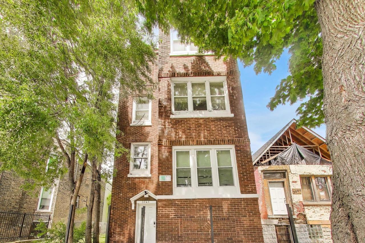 3046 W Polk St., Chicago, IL 60612