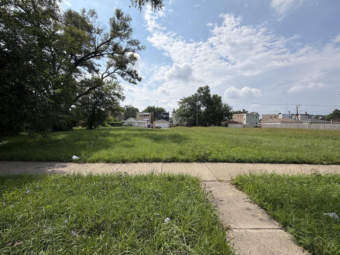 1528 S Kolin Ave., Chicago, IL 60623