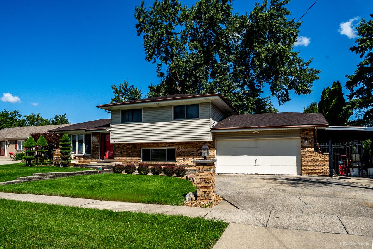 5112 155th St., Oak Forest, IL 60452