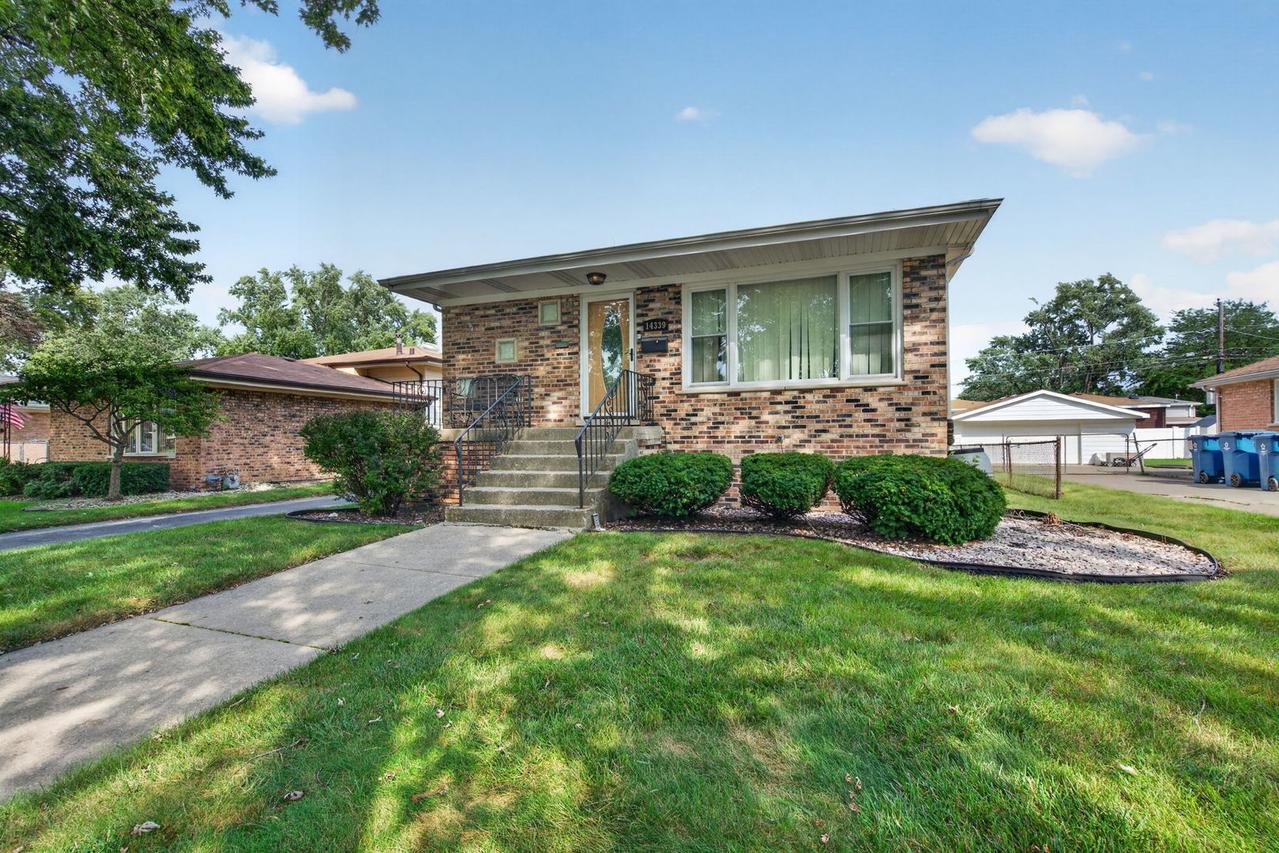 14339 Kolin Ave., Midlothian, IL 60445