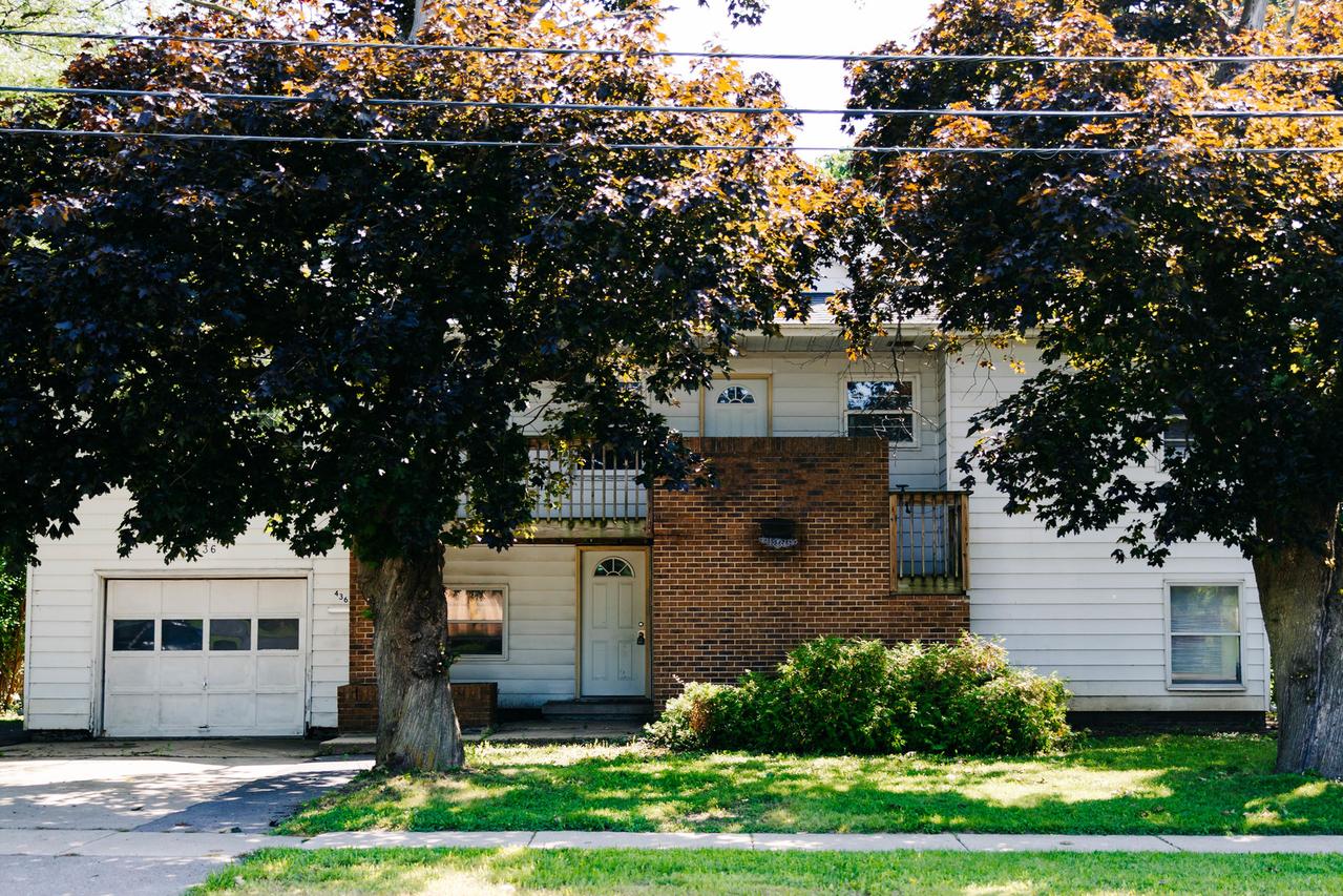 436 Russell Rd., Dekalb, IL 60115
