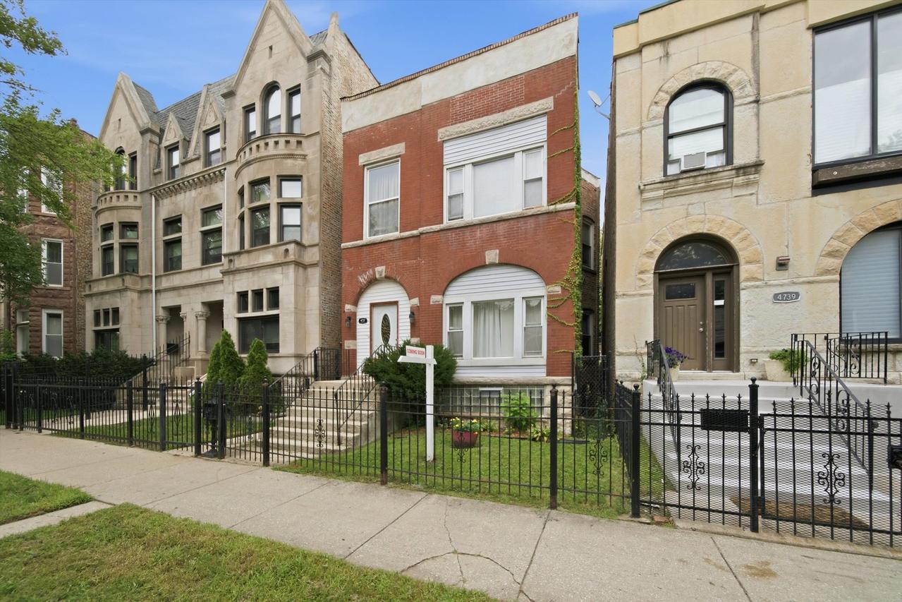 4737 S Langley Ave., Chicago, IL 60615