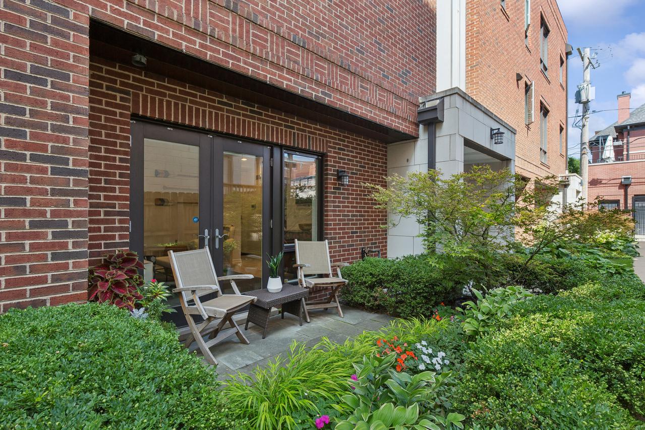 1738 W Diversey Pkwy. #3, Chicago, IL 60614