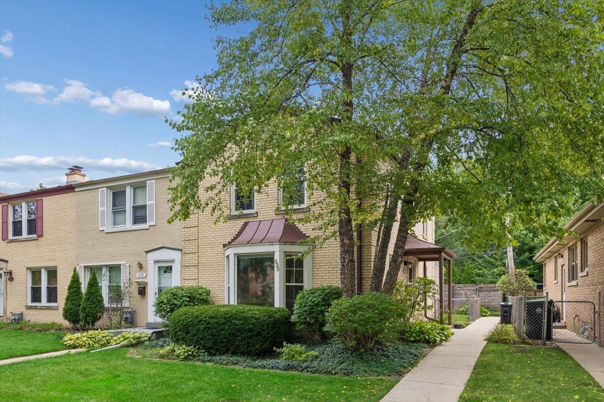 533 Dodge Ave., Evanston, IL 60202
