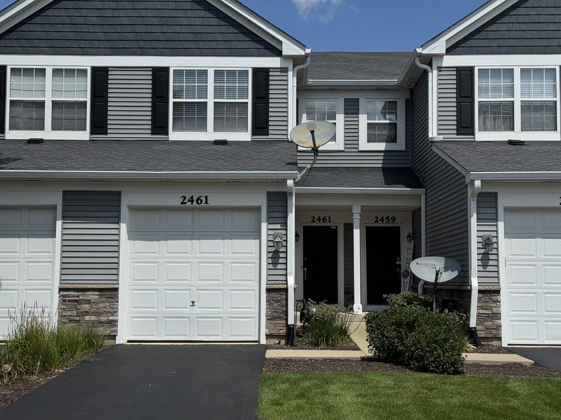 2461 Oneida Ln., Naperville, IL 60563
