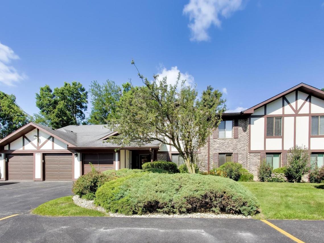 1456 N Elmhurst Rd. #101A, Mount Prospect, IL 60056