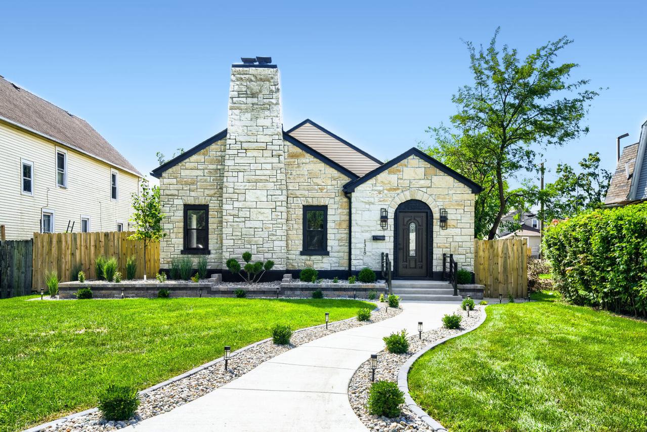 1310 Otto Blvd., Chicago Heights, IL 60411