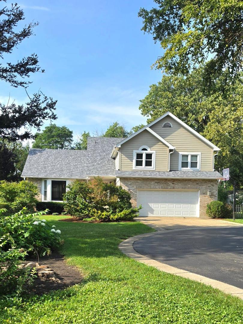 7810 Regency Grove Dr., Darien, IL 60561