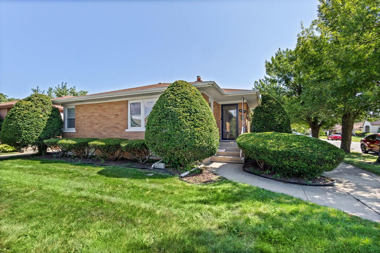 997 Wentworth Ave., Calumet City, IL 60409
