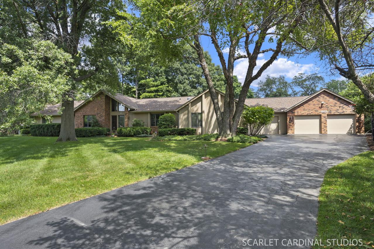 11N091 Johnstown Rd., Elgin, IL 60124