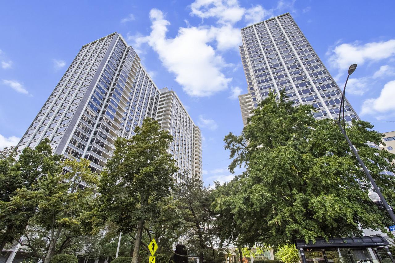 4250 N Marine Dr. #2629, Chicago, IL 60613