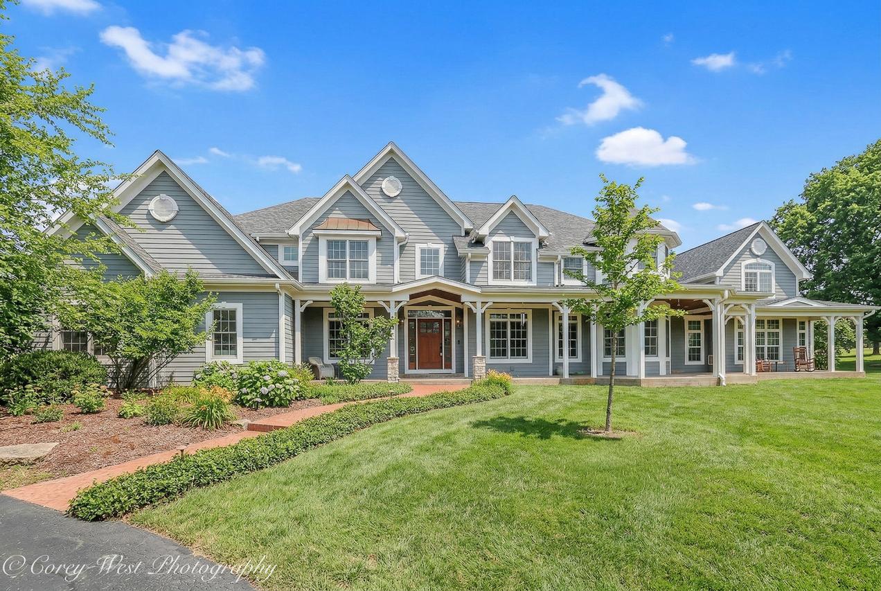 28W524 Wynn Ave., West Chicago, IL 60185