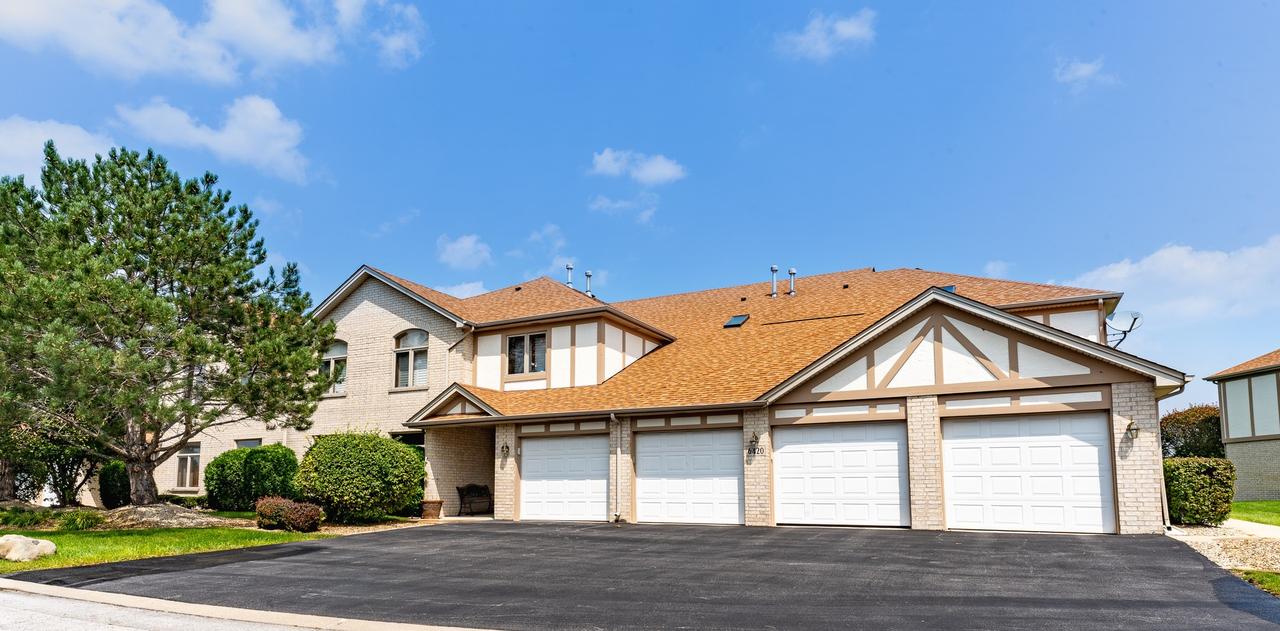 6420 Pine Trail Ln. #2, Tinley Park, IL 60477
