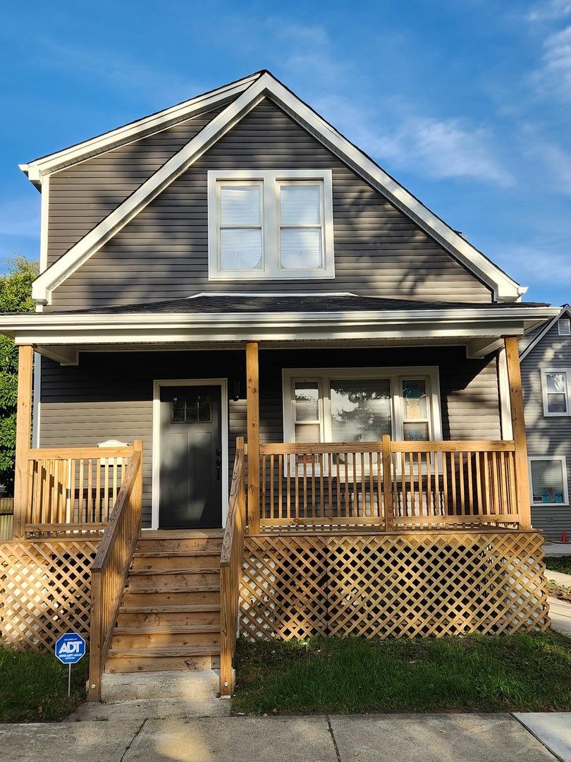 12317 S Carpenter St., Calumet Park, IL 60827