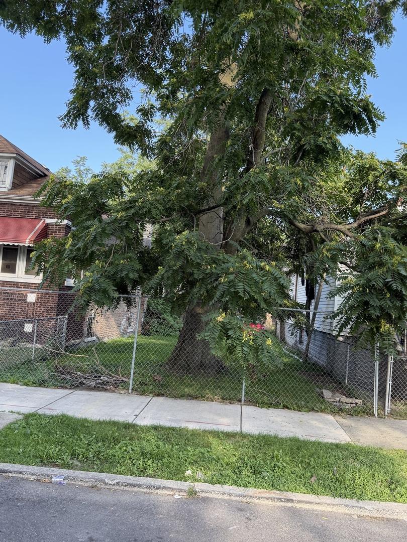 6145 S Morgan St., Chicago, IL 60621