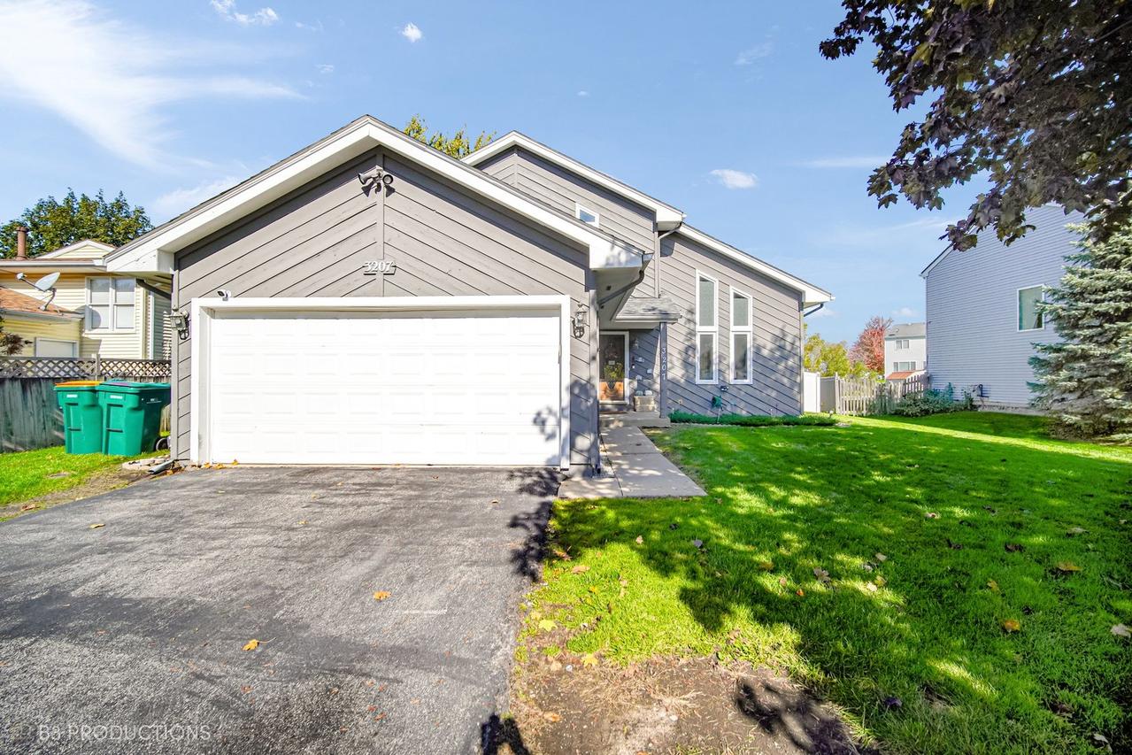 3207 Longford Dr., Joliet, IL 60431
