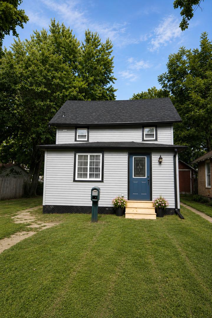 808 Jackson Ave., Dixon, IL 61021